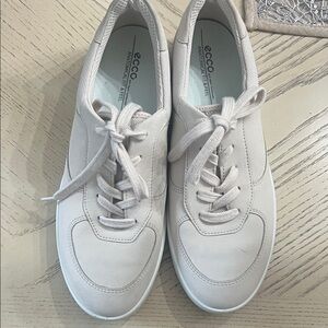 Ecco Women's Light Beige Sneakers